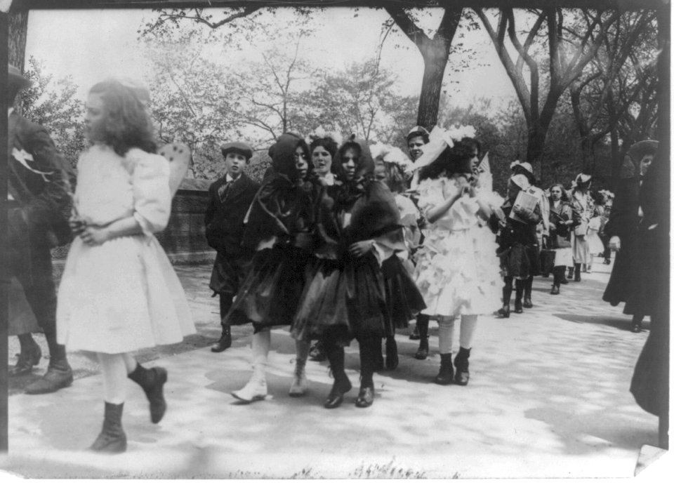 Children marching in May Day parade. NYC LCCN2017658561