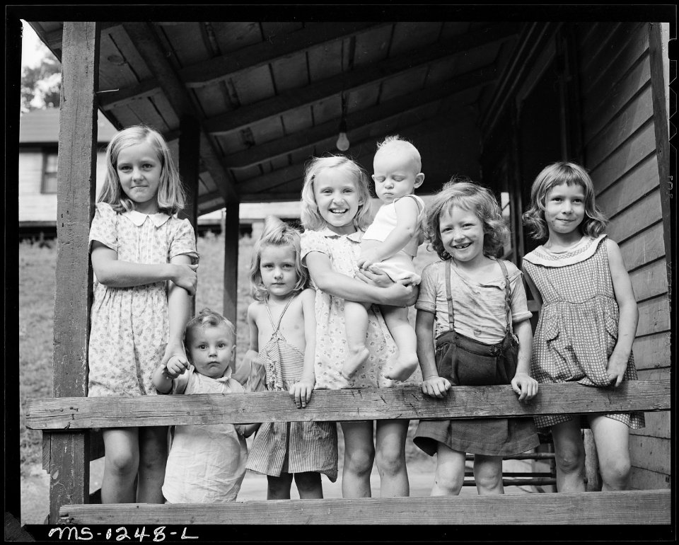 Children of miners. Kingston Pocahontas Coal Company, Exeter Mine, Big Sandy Housing Camp, Welch, McDowell County... - NARA - 540751