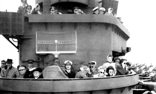 Chilean dignitaries aboard USS Leyte (CV-32) in November 1946