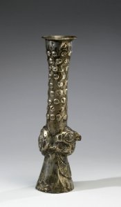 Chimú - Libation Vessel (Qero) - Walters 2009205 - Right Side