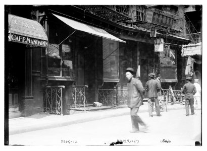 Chinatown LCCN2014698355