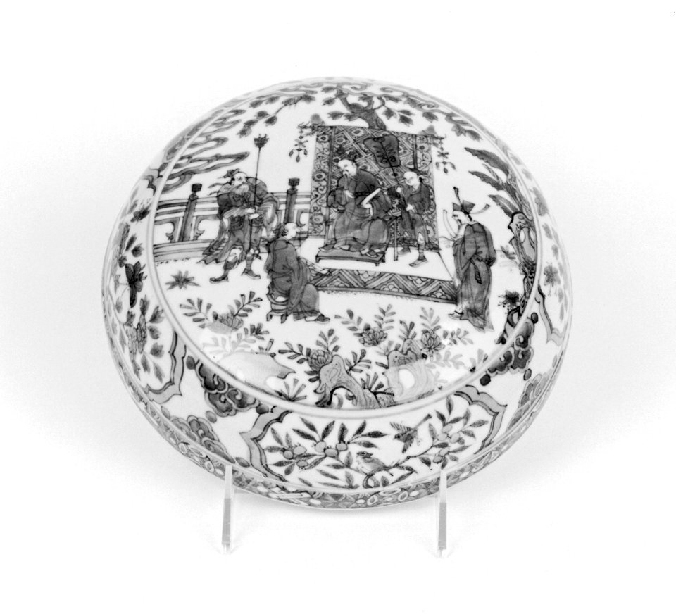 Chinese - Covered Bowl - Walters 491025
