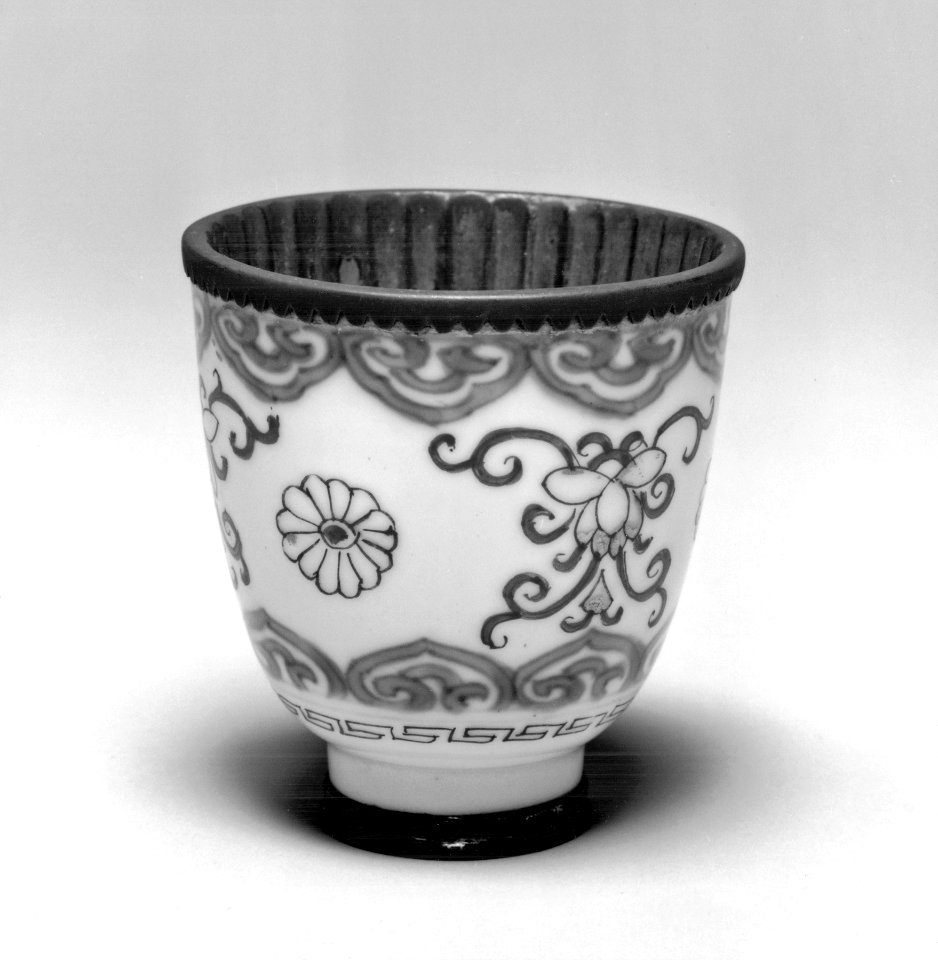 Chinese - Cup - Walters 49630