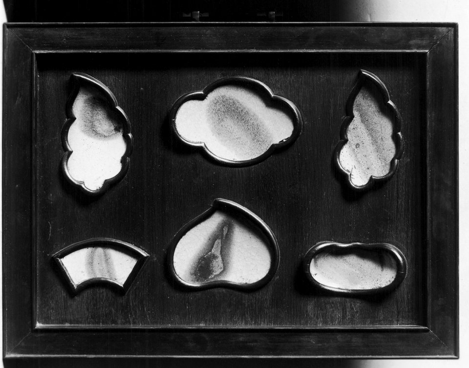 Chinese - Framed Panel with Jun -Chün- Ware Shards - Walters 491302 - Group