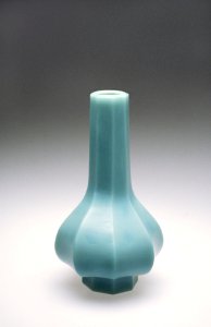 Chinese - Faceted Vase with Long Neck - Walters 47695 photo
