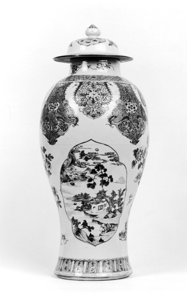 Chinese - Mantle Garniture - Walters 492112 - View B