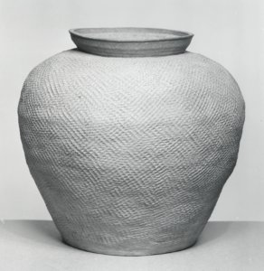 Chinese - Jar - Walters 492385