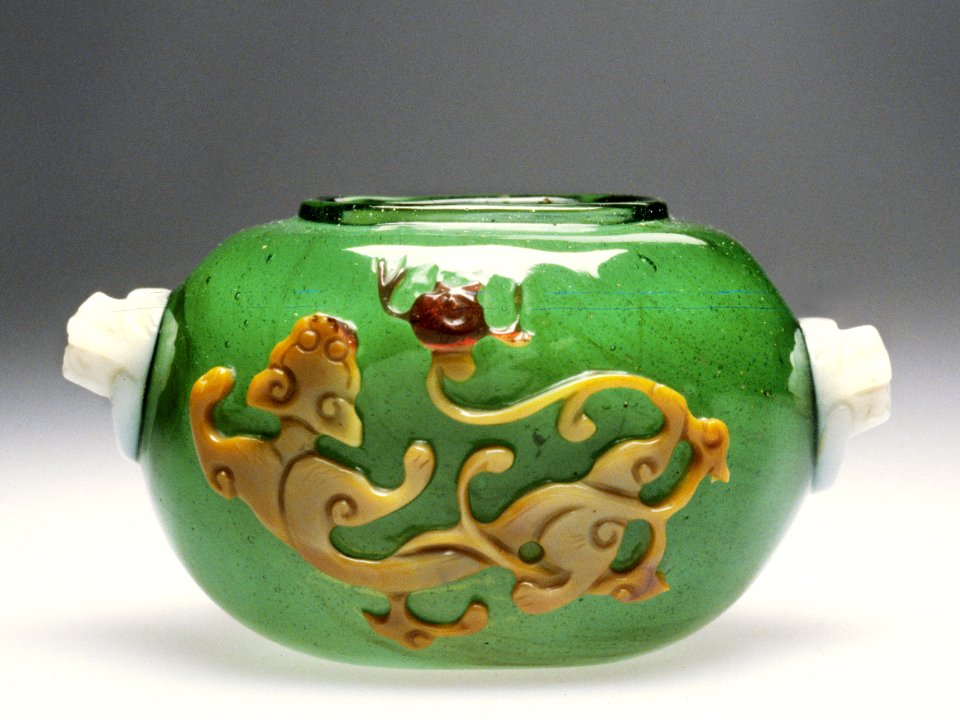 Chinese - Jar with Design of a Dragon - Walters 47691