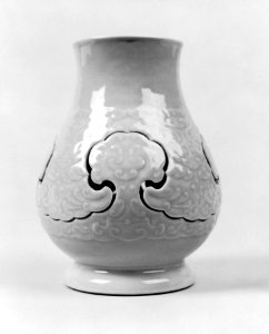 Chinese - Joined Vase - Walters 491313 photo