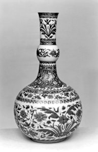 Chinese - One of a Pair of Export Bottles - Walters 491596