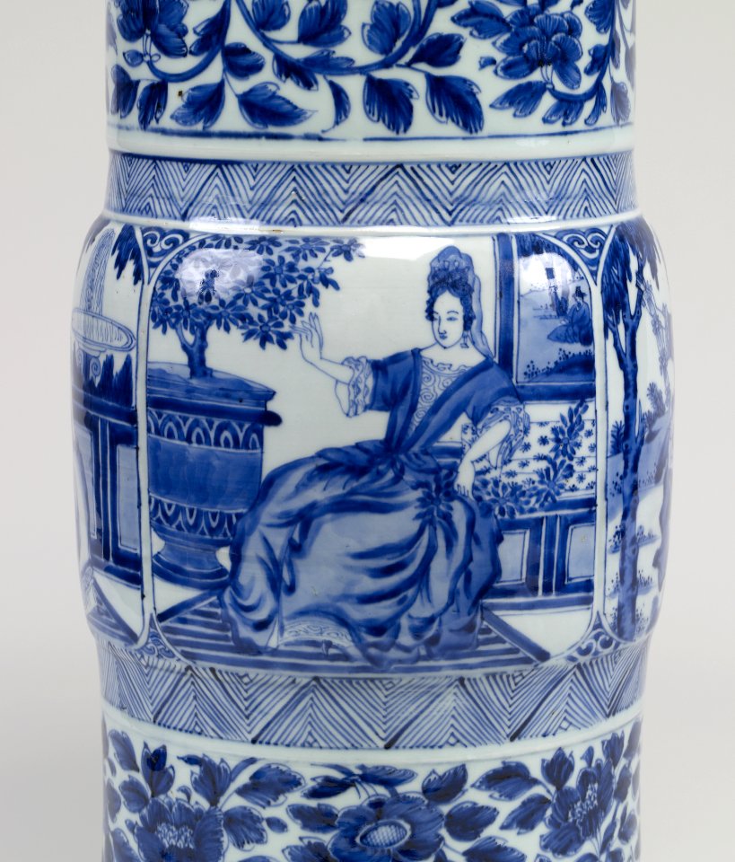 Chinese - Pair of Vases with European Women - Walters 491913, 491914 - Detail A