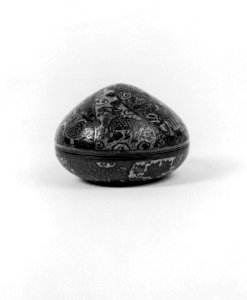 Chinese - Small Box with Animals of the Four Directions - Walters 44565