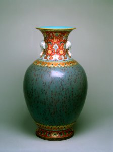 Chinese - Vase - Walters 491855 - Profile