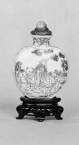 Chinese - Snuff Bottle with Sages and Children - Walters 4979 - Group