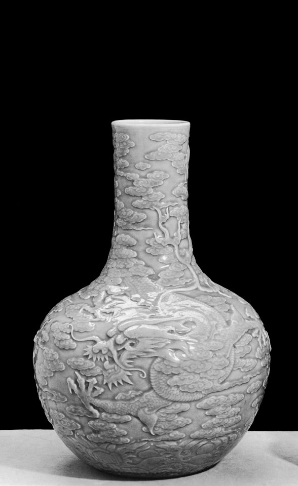 Chinese - Vase - Walters 492327 - Group