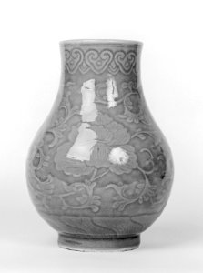 Chinese - Vase - Walters 491349 photo
