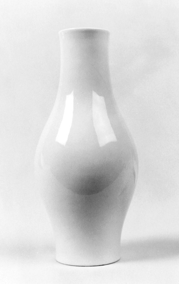 Chinese - Vase - Walters 49197 - Side A