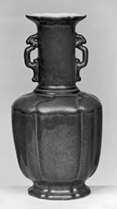 Chinese - Vase - Walters 492158