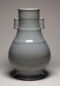 Chinese - Vase - Walters 49263 - Profile