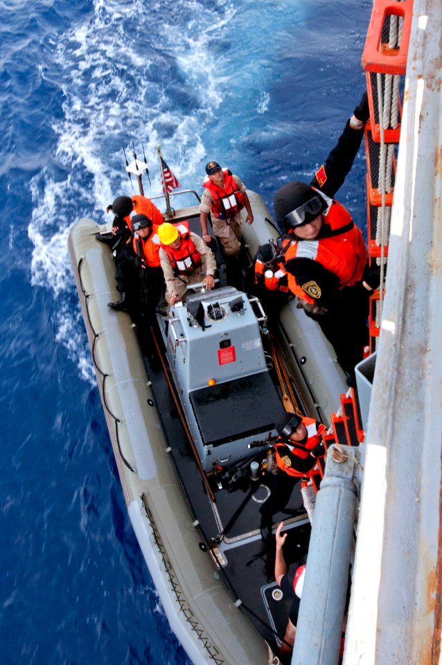 Chinese boarding party on a joint exercise -a