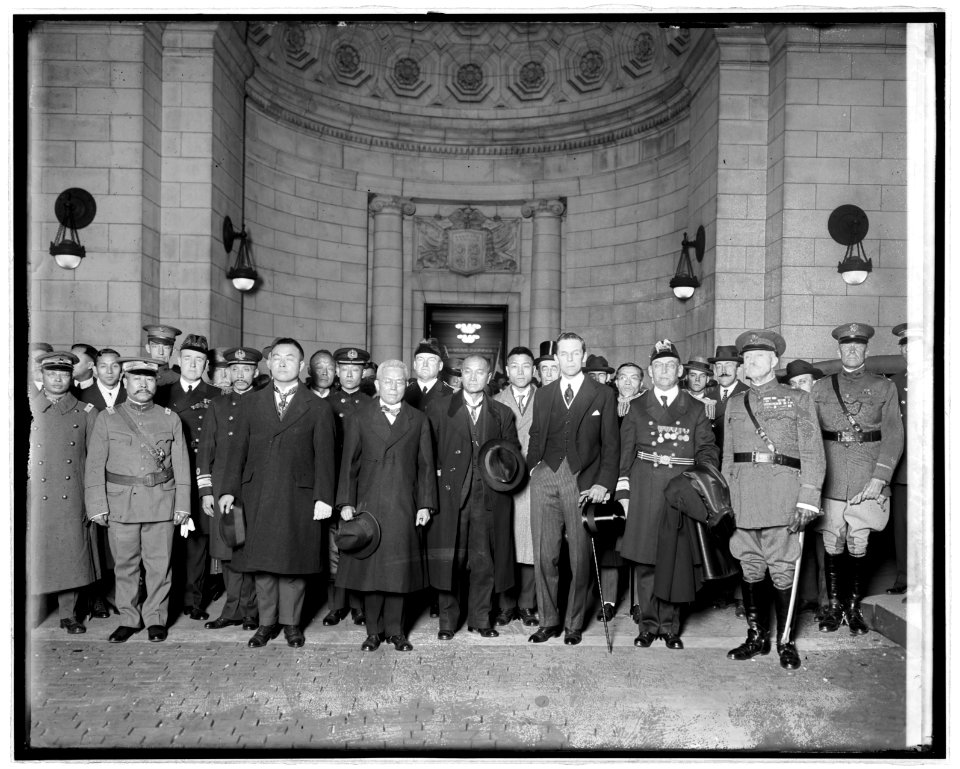 Chinese delegation, 10-29-21 LCCN2016852438