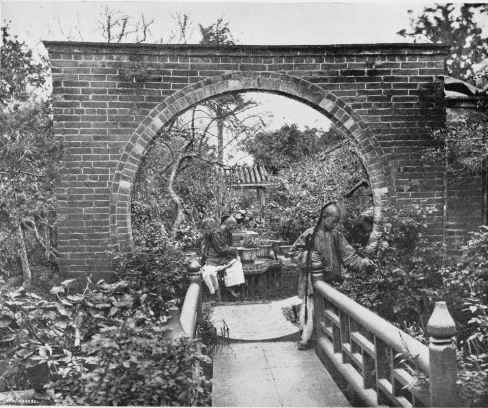 Chinese Garden-gateway