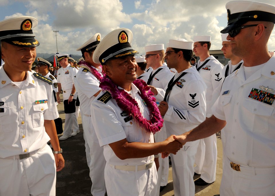Chinese navy visit 151213-N-ZK021-005