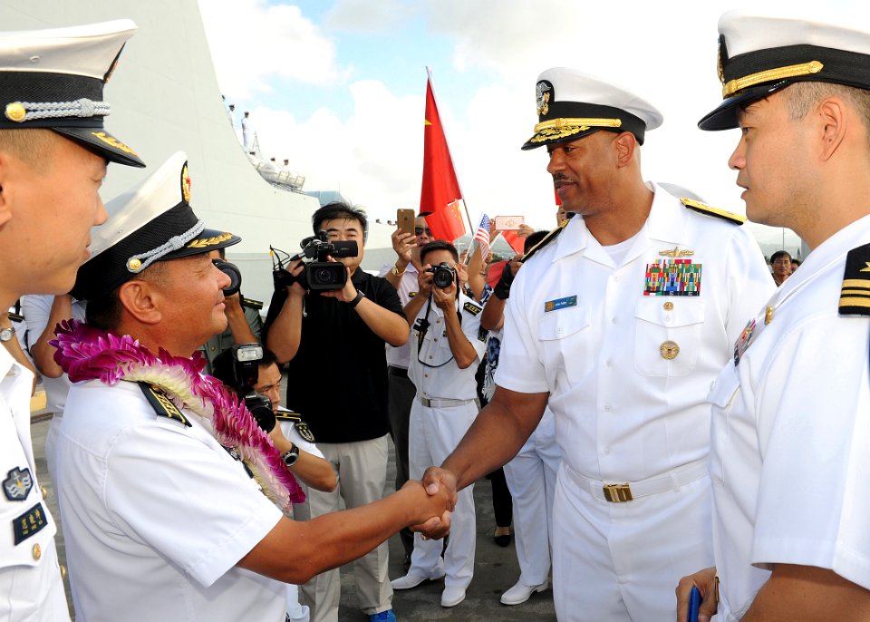 Chinese navy visit 151213-N-ZK021-004