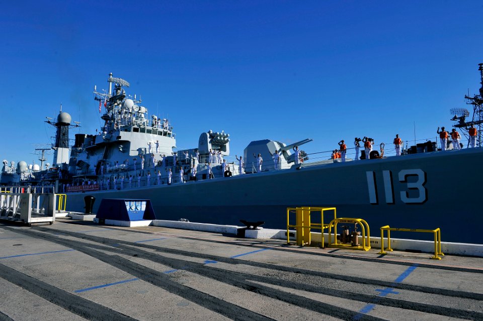 Chinese navy ships visit Hawaii 130906-N-PJ759-003