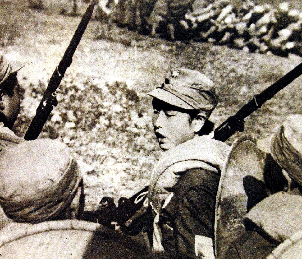 Chinese Student's Corps members starting for the front, Battle of Changsha, 1941-1942 (24516426076)