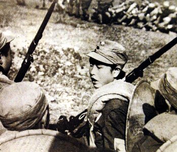 Chinese Student's Corps members starting for the front, Battle of Changsha, 1941-1942 (24516426076)