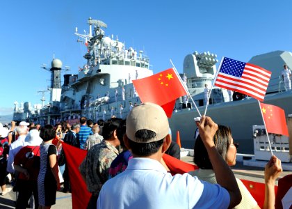 Chinese ships visit Pearl Harbor-Hickam 130906-N-ZK021-003