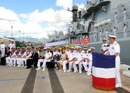 Chinese ships visit Pearl Harbor-Hickam 130906-N-ZK021-011