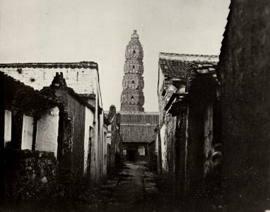 Chinesischer Photograph um 1865 - Pagode in Ningpo (Zeno Fotografie)