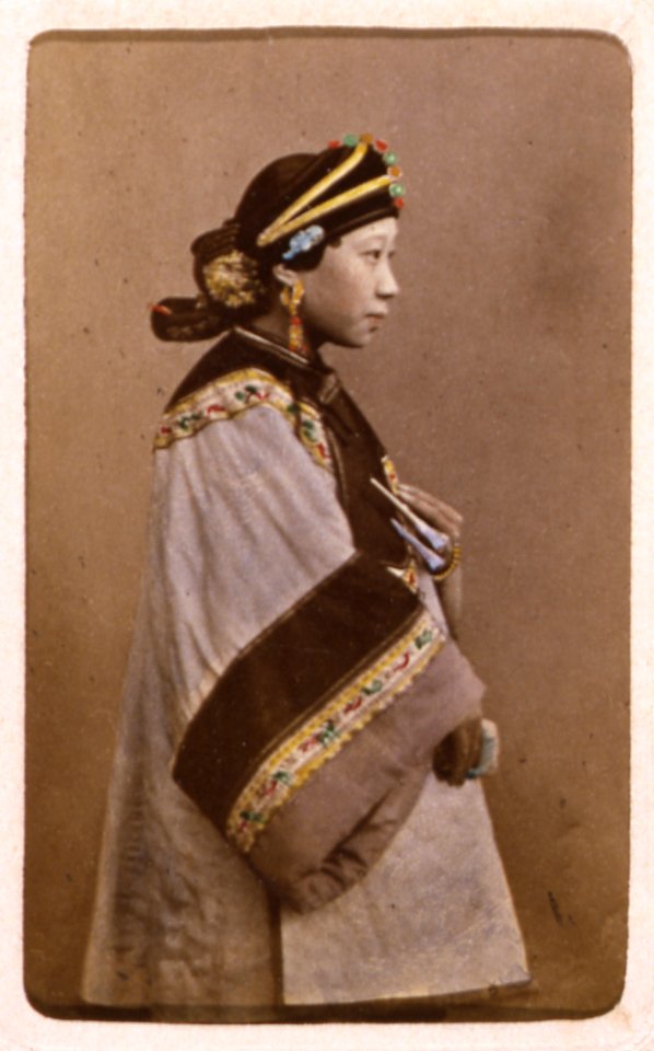 Chinese woman in Shanghai (ca. 1870-1872), J. Thomson