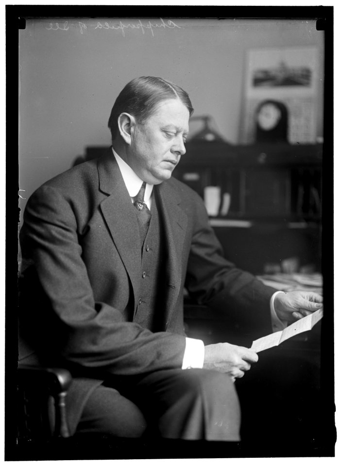 CHIPERFIELD, BURNETT MITCHELL. REP. FROM ILLINOIS, 1915-1917 LCCN2016864208