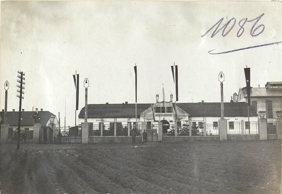 Chodorow, Zuckerfabrik, Haupteingang. (BildID 15729388)