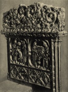 Choir seating of Cologne Cathedral with Judensau (left) and blood libel motif (right)