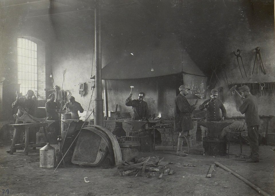Cholm, Kraftwagenwerkstätte 22 (Schmiede.) (BildID 15676545)