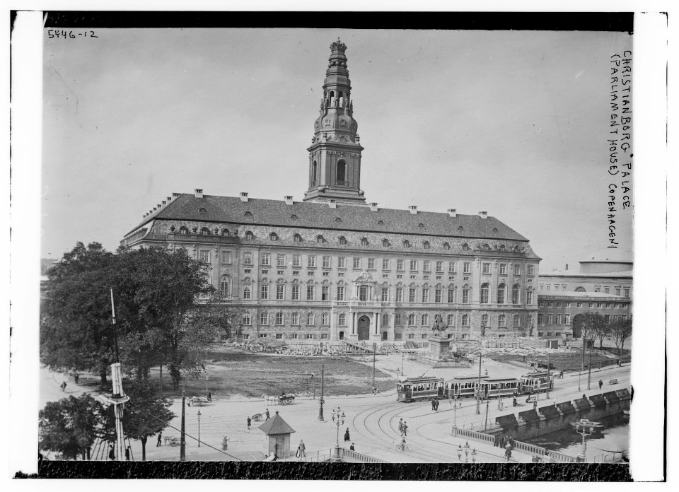 Chrisianborg Palace, (Parliament House) Copenhagen LCCN2014712432