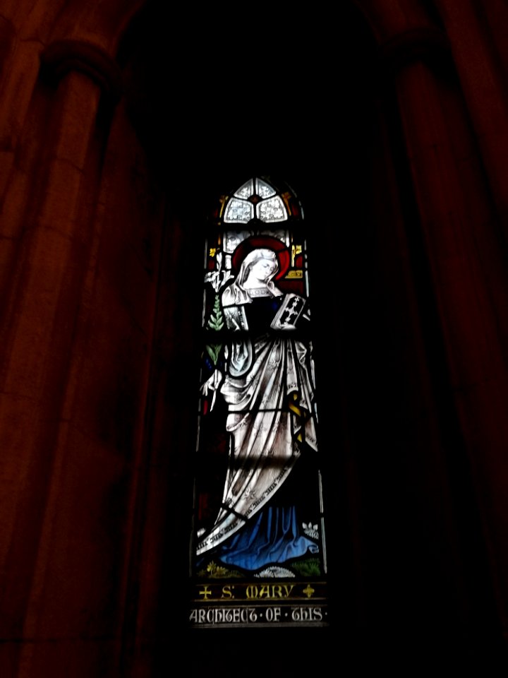 Christchurch cathedral Dublin - Baptistery stained glass (St Mary)