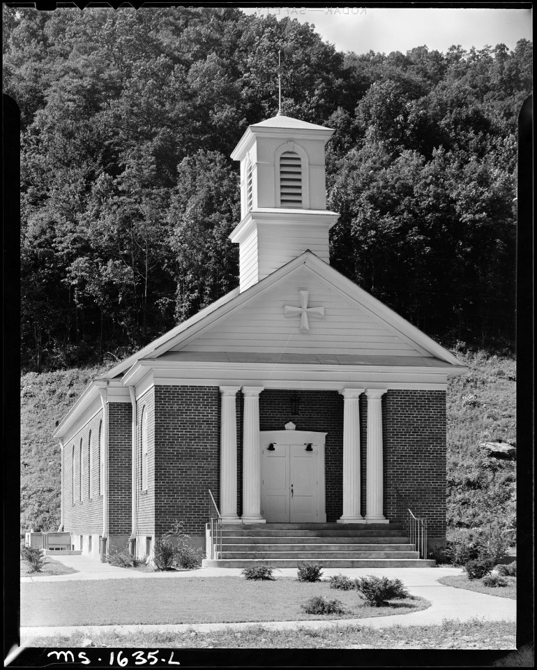 Church in company housing project for miners. Basement also serves as gathering and meeting place for Lion's Club... - NARA - 540888