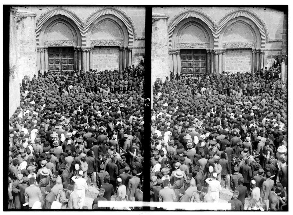 Church of the Holy Sepulchre and surroundings. Crowds of pilgrims and visitors in the court LOC matpc.00870