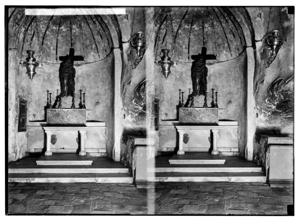 Church of the Holy Sepulchre and surroundings. Statue and altar of St. Helena LOC matpc.05429