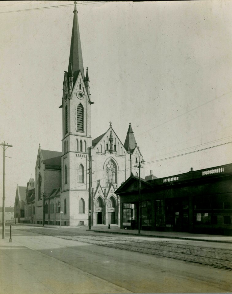 Church of the Immaculate Conception, Bridgeport, Chicago, between 1913 and 1914 (NBY 868)