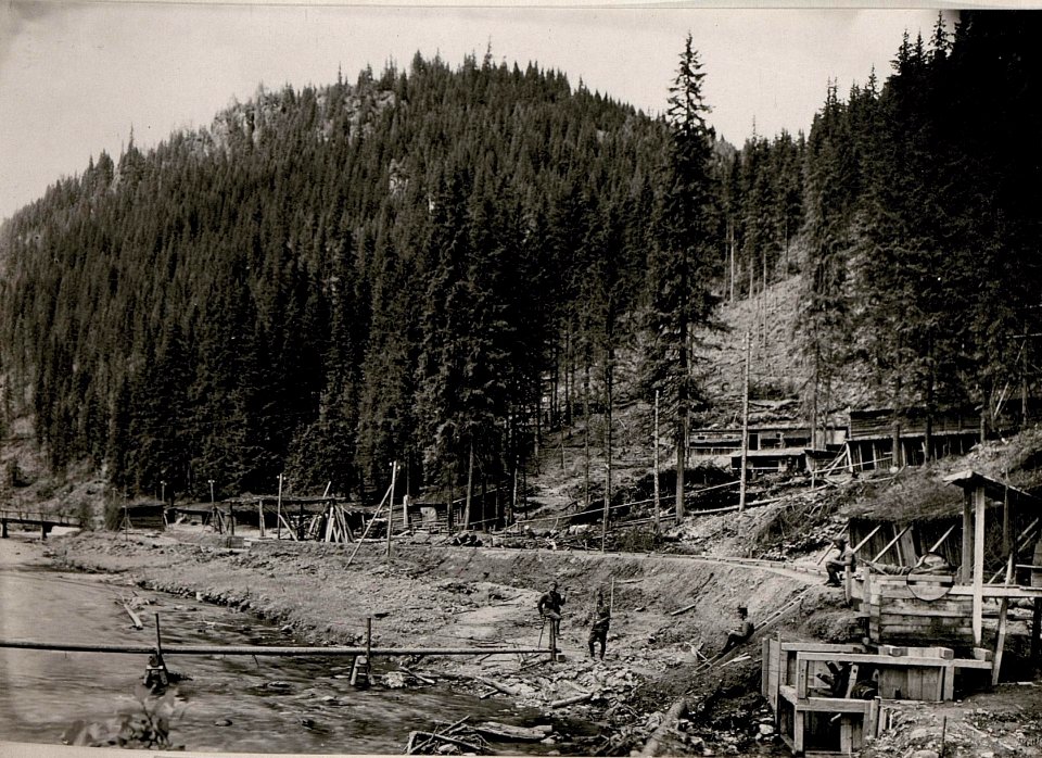 Cibotal Drahtseilbahn auf den Capul (BildID 15720023)