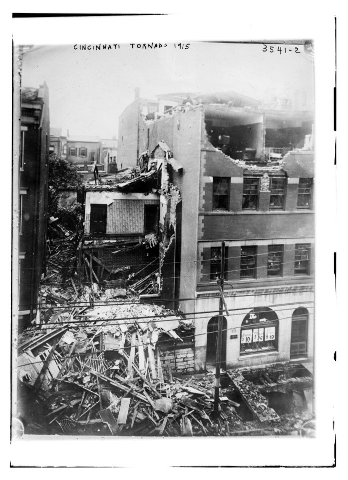 Cincinnati Tornado, 1915 LCCN2014699408