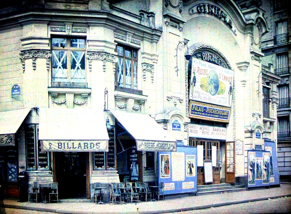 Cinéma Palais-Rochechouard autochrome collection Albert Kahn museum