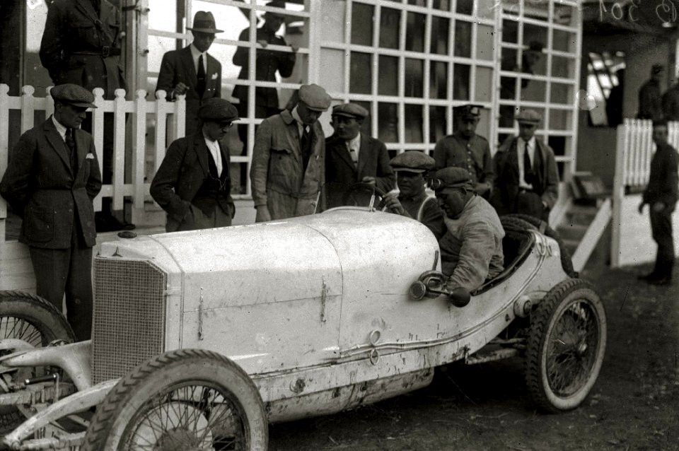 Circuito automóvilistico de Lasarte. Carrera de coches (1 de 8) - Fondo Car-Kutxa Fototeka