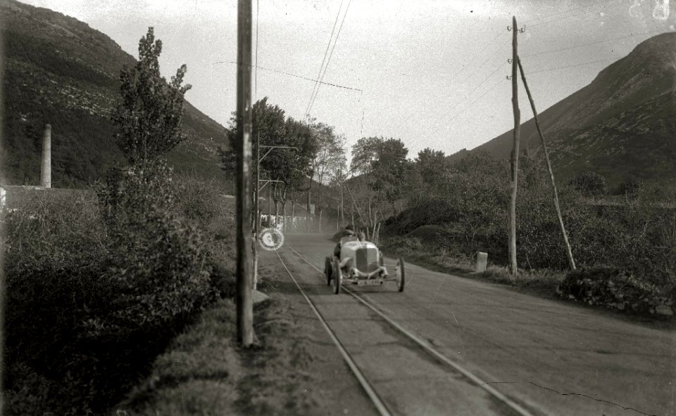 Circuito automóvilistico de Lasarte. Carrera de coches (6 de 8) - Fondo Car-Kutxa Fototeka
